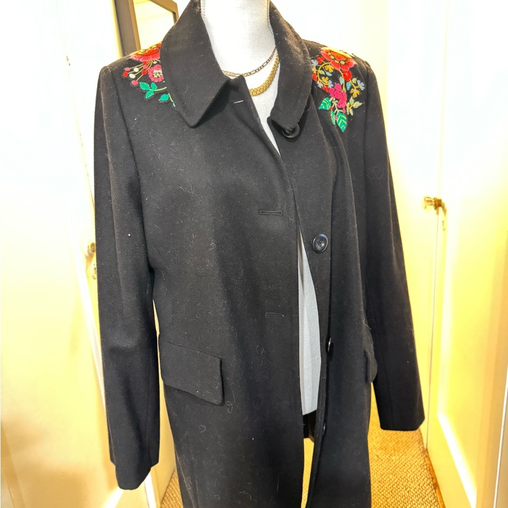 Loft Embroidered Black Women's Coat - Picture 3 of 6